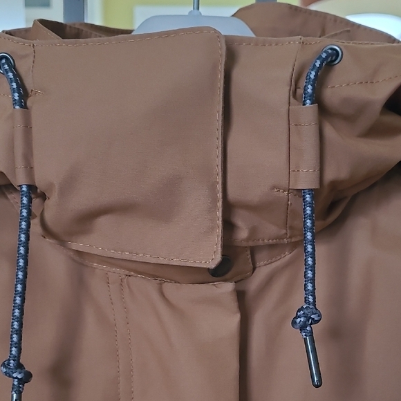 Columbia Tan Hooded Trench Coat - Picture 4 of 14